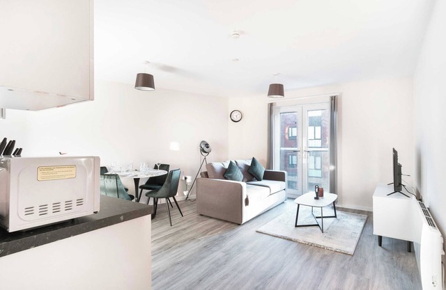 Fabulous 2 Bedroom Manchester Apartment