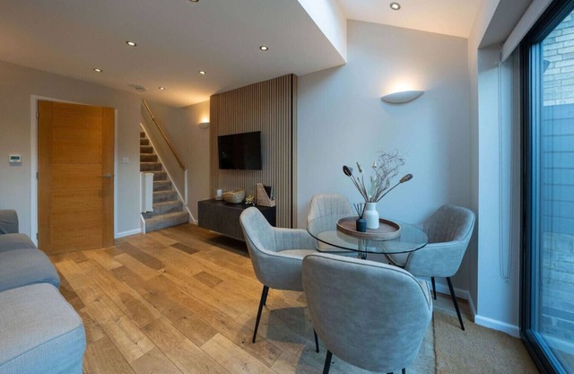 Fabulous 2 Bedroom Home
