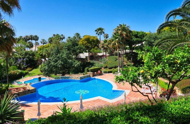 Fabulous apartment in Elviria Hills