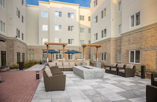 Fairfield Inn & Suites - One bedroom with 2 Queen beds