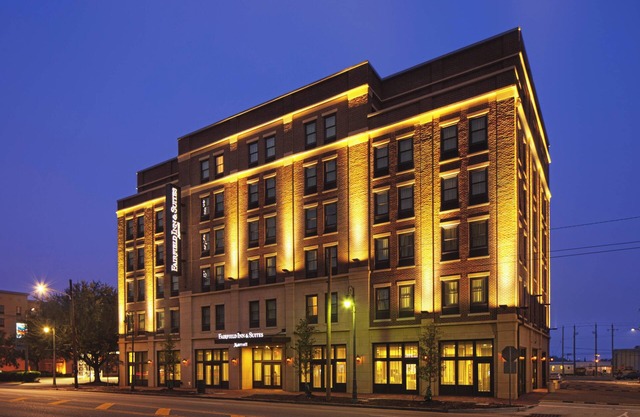 Fairfield Inn & Suites Savannah Downtown/Historic District