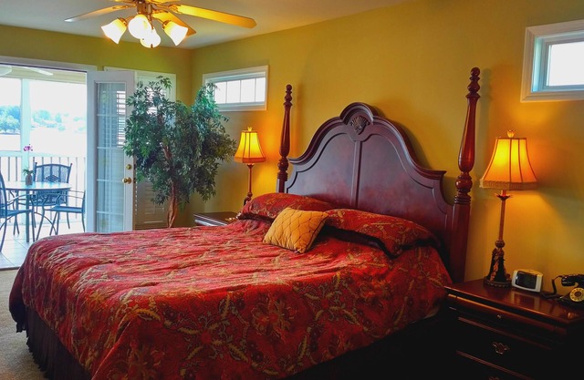 Fairfield Plantation Resort - Tara Villas Lakefront