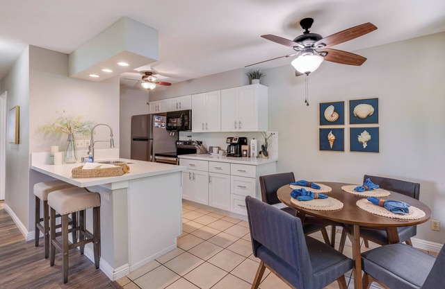 Fairway Terrace F-107: Waikoloa Condo Golf Course View With Pool
