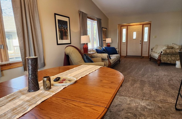 Fall and Holiday Dates Available! Long stays welcome!