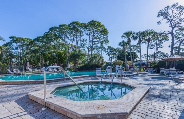 Fall Into Paradise 7 Night Stay