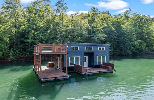 Fall Leaves on a Floating Cabin in the Smoky's!