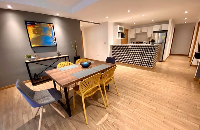 Family Apartment With Terrace in Zona 10