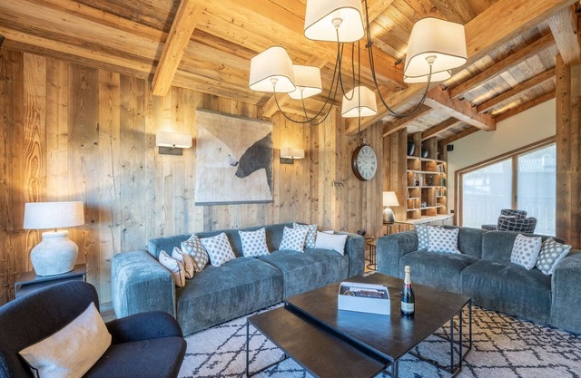 Family Chalet with Pool, Near Slopes in Courchevel