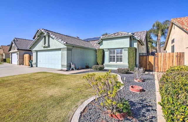 Family-Friendly Getaway: Community Amenities!
