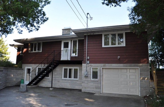 Family Friendly Glidden Drive Beach Retreat on Lake Michigan