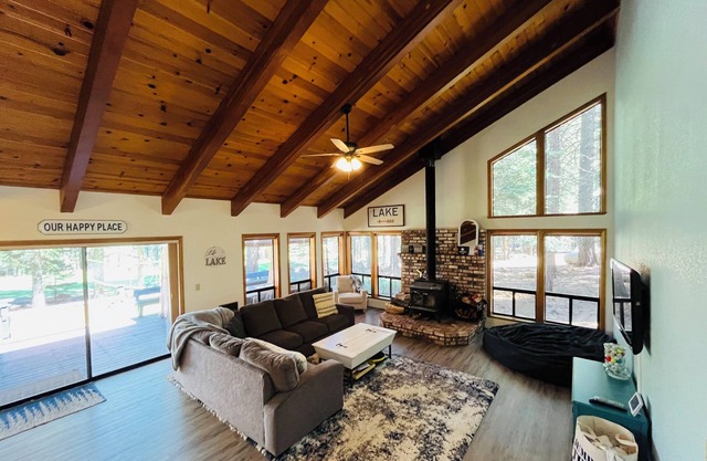 Family Friendly Home on the Golf Course in Lake Almanor West County Club