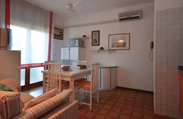 Family friendly flat near the beach
