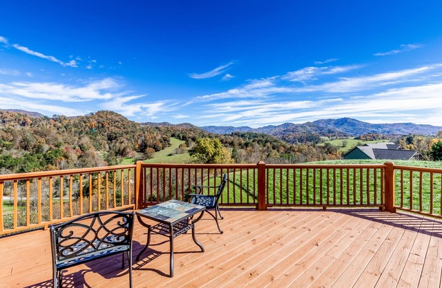 Family-Friendly Mountain View Retreat w/3 Decks, Game Room, Grill, & Free WiFi