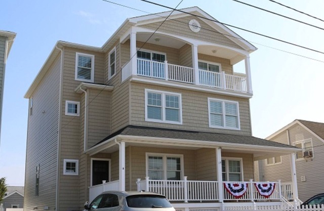Family Friendly Ocean Block Duplex Beach House Rental in Ortley Beach, NJ!