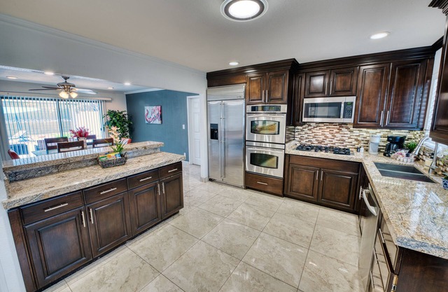 Family Friendly & Quiet w Separate Private Casita 7min to the strip!
