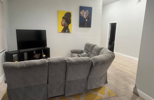 Family friendly spacious home!