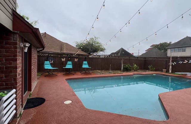 Family-Friendly Oasis with Pool Near Beaches & Downtown Corpus Christi!