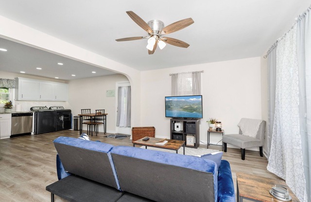 Family Friendly 3-bedroom house in delightful Travelers Rest with AC, WiFi