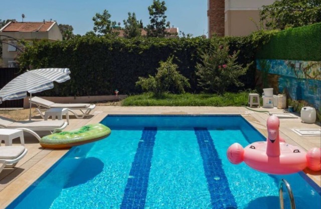 Family-friendly Villa with Private Pool & Garden