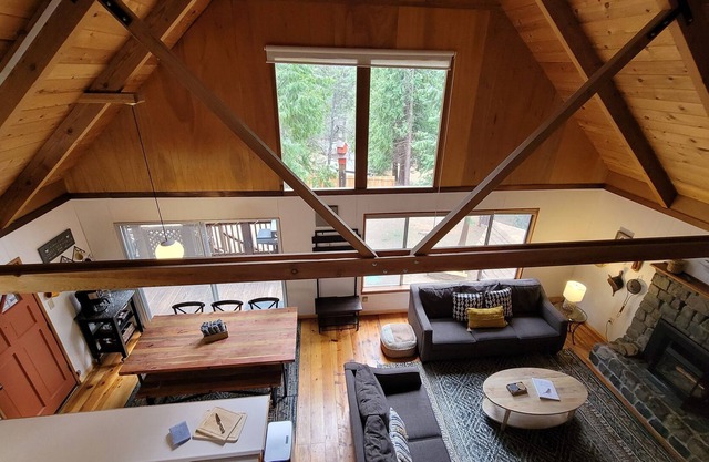 Family Friendly with AC and EV Charger - Yosemite, Dodge Ridge, & Pinecrest Lake