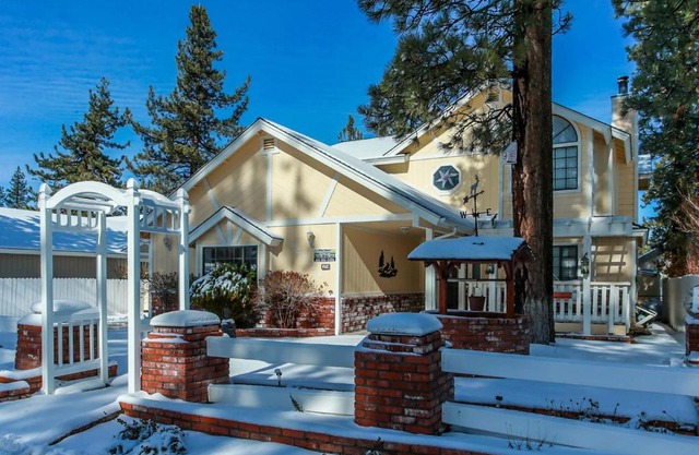 Family Fun Retreat-1813 by Big Bear Vacations