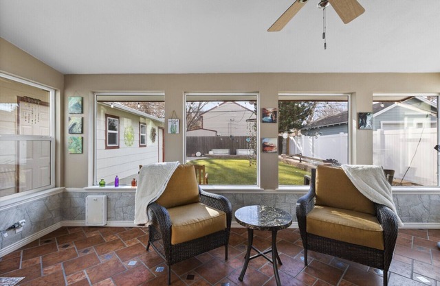 Family Getaway | Games & Dog Friendly Fenced Yard