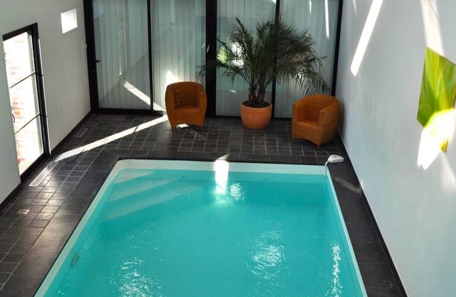 Family gîte with heated indoor pool - La Ferme de l'Hermitage