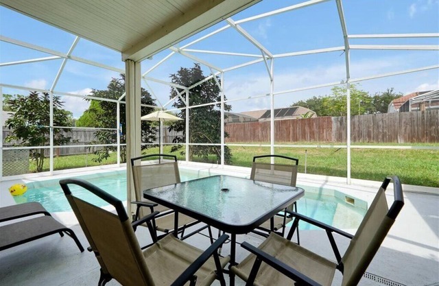 Family Home close to Disney, w/Pool & Pet Friendly