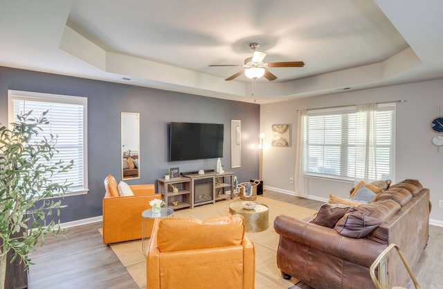 Family Home w/Covered Patio in Ardmore