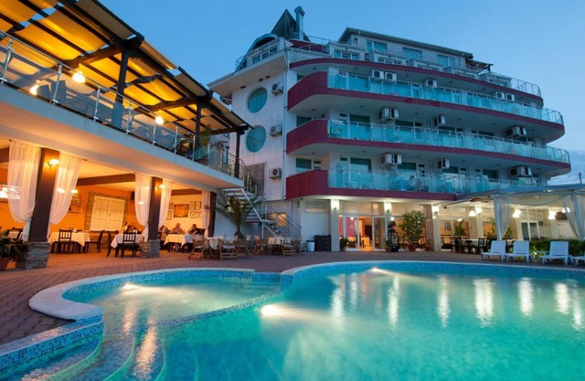 Family Hotel Sunrise