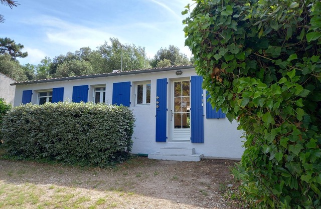 Family house with garden 8 minutes from the beach and surf at Vert Bois, ideal for nature and biking