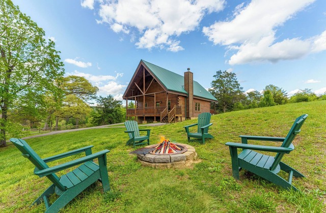 Family Memories-Theater Room, Wet Bar, Swing, Arcade, Pool Table, Swing &FirePit