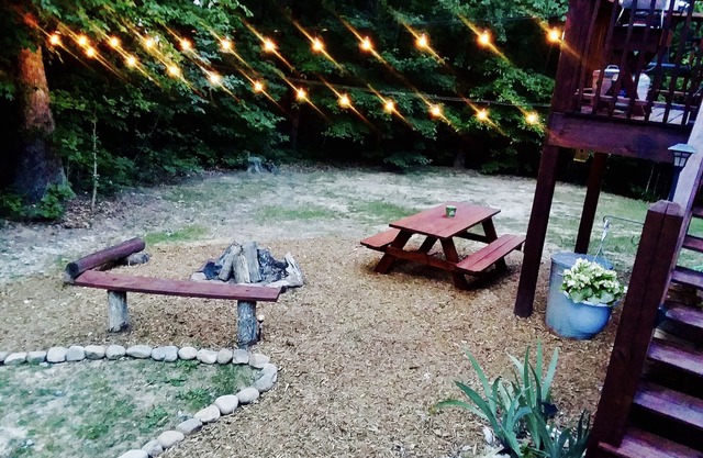 Family & Pet friendly Bird House near Fall Creek Falls