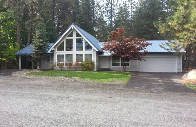FAMILY & PET FRIENDLY LEAVENWORTH CHALET JUST MINUTES FROM DOWNTOWN LEAVENWORTH