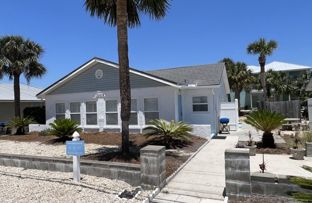 Family Vacation Beach Cottage ~ Across from the Beach