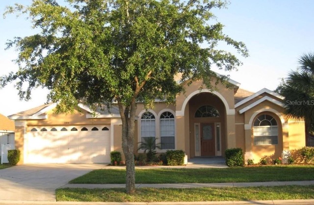 Family Vacation Home With Pool and Spa Near Disney and Universal