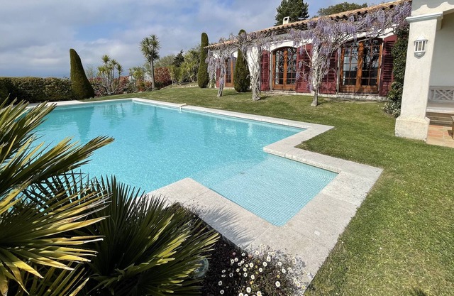 Family Villa , pool and amazing view