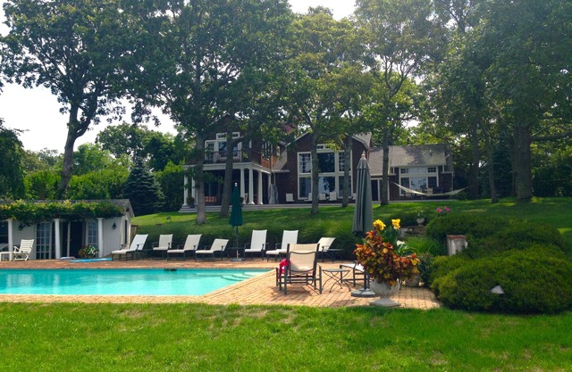 Family Waterfront Oasis