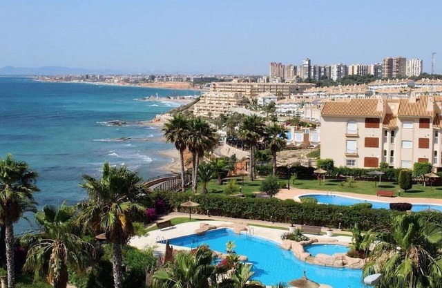 Fantastic, first line luxury penthouse, with breathtaking sea views
