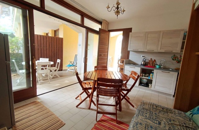 Fantastic Holiday Apartment Close to the Beach with Air Conditioning and Terrace; Pets are Allowed