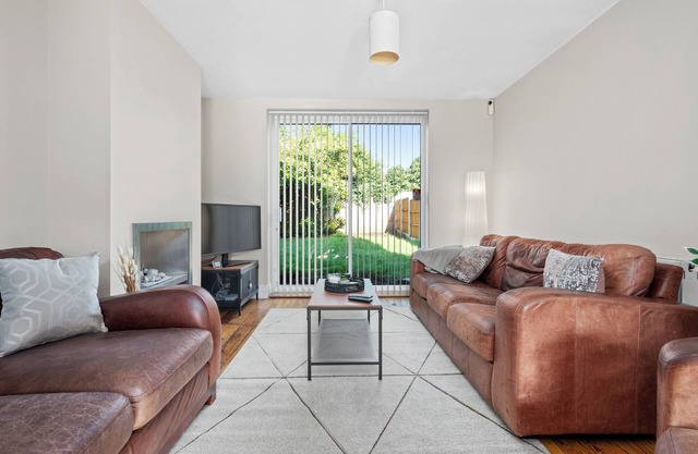 Fantastic, modern 3 bedroom house in West Didsbury. Close to all amenities.