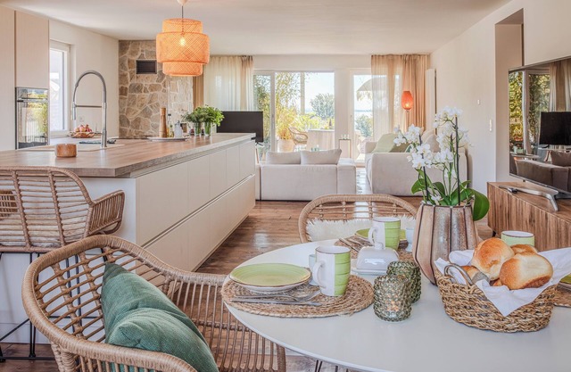 Fantastic view of the Untersee - Seeapartment Panorama in Gaienhofen