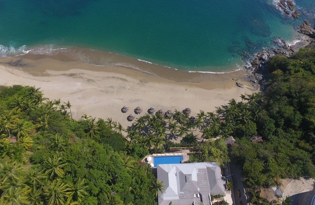 Fantastic views in exclusive gated community