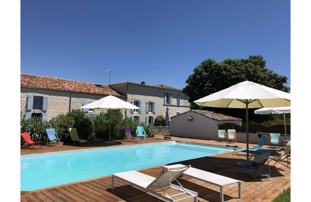 Farmhouse apartment, heated swimming pool, garden - La Trémière