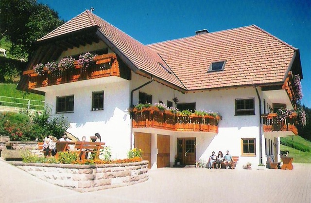 Farmhouse Escape in Hofstetten