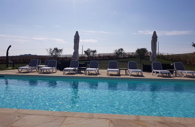 Farmhouse in Marche with Pool near Adriatic Sea