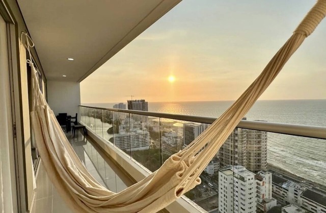 Fascinating Ocean View Apt - 26th Floor