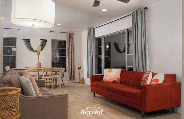 Feed Me Tacos Downtown | 3 BR, 1 BA