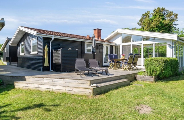 "Felis" - 75m from the sea by Interhome