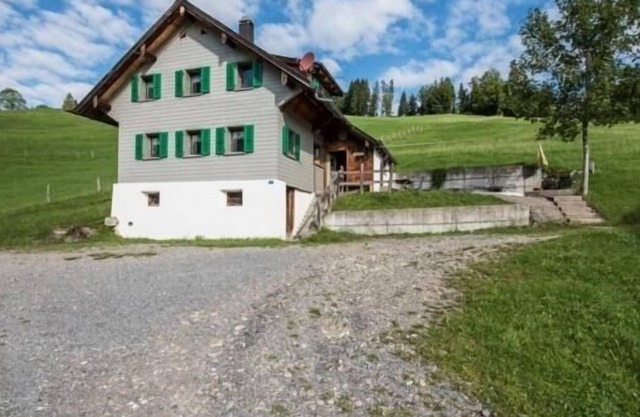 Ferienhaus für 9 Gäste mit 100m² in Giswil